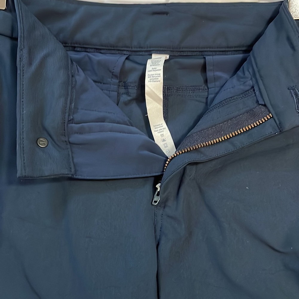 Lululemon shorts - Picture 7 of 12
